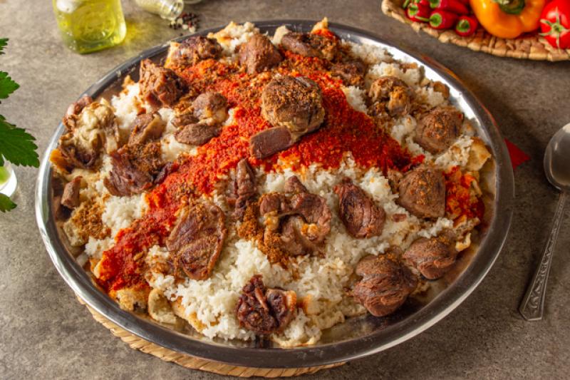 فته بالخل والثوم